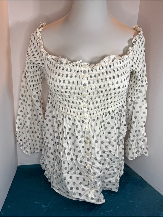 torrid Tops - torrid White Polka Dot Off-Shoulder Smocked Peasant Top